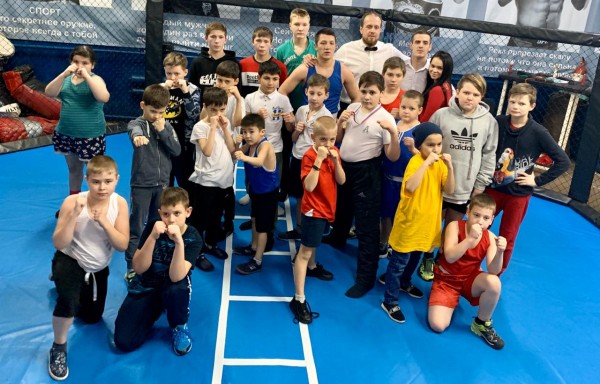 Школа бокса чемпион, кирово-чепецк. Клуб чемпион москва. Кузница чемпионов бокс москва. Школа бокса кемерово. Школа бокса чемпион.